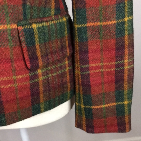 Blazer - Picture 2 of 4